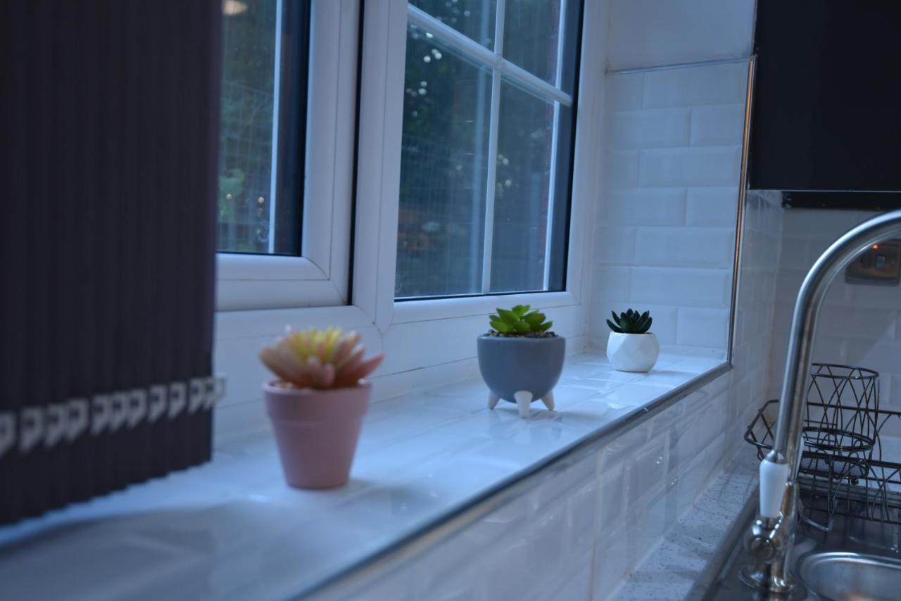 Exclusive!! Newly Refurbished Speedwell Apartment Near Bristol City Centre, Easton, Speedwell, Sleeps Up To 3 Guests מראה חיצוני תמונה